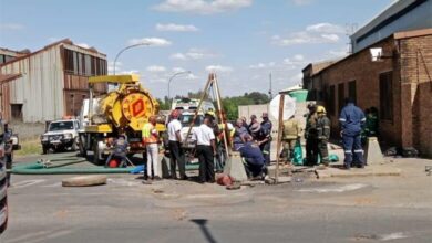 Manhole Eats Three Men